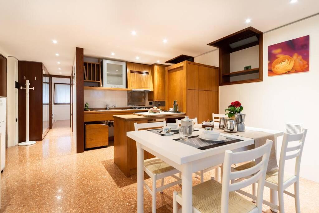 The Zen House Apartment Venezia Eksteriør bilde